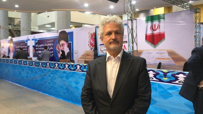 یک خانم، نخستین ثبت&zwnj;نام کننده انتخابات ریاست جمهوری/ نماینده جریان سوم در صف ثبت نام/ ۶۴ برنامه امیر نامی برای انتخابات/ سعید محمد هم ثبت نام کرد