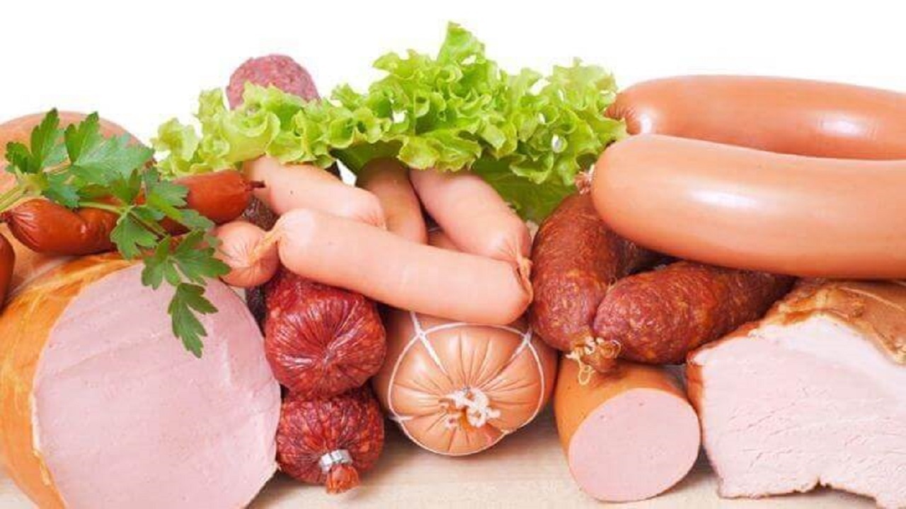 برای خرید انواع سوسیس و کالباس چقدر هزینه کنیم؟