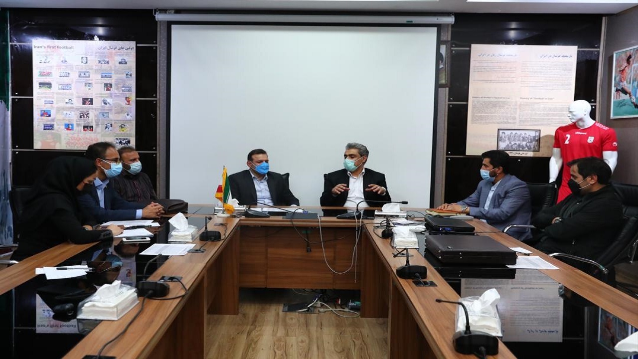 نشست کادر فنی تیم ملی فوتسال با رئیس فدراسیون فوتبال