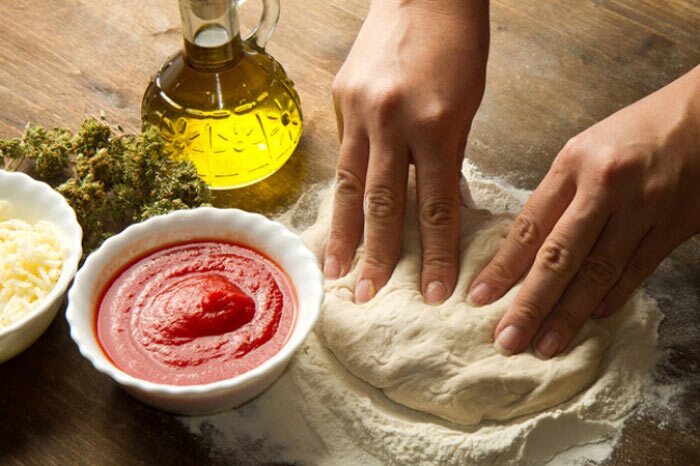 ۶ رازی که برای تهیه یک پیتزای عالی باید بدانید