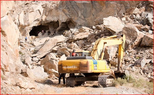 جان جنگل&zwnj;های بلوط در امان نیست/ رونق دوباره سبلان پارچه بعد از ۱۴ سال/ تجارت با موی کودکان