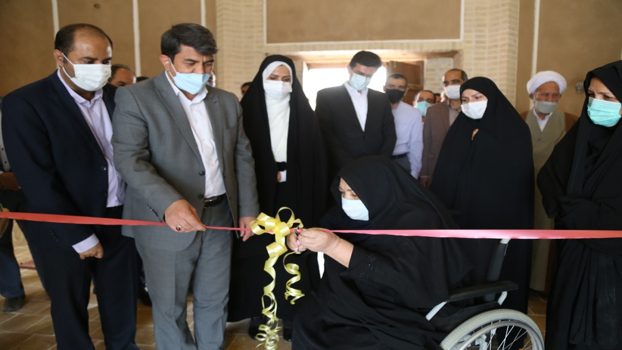 افتتاح بوستان بانوان ریحان شهرحمیدیا به دست مادر شهید حاج حسن دشتی