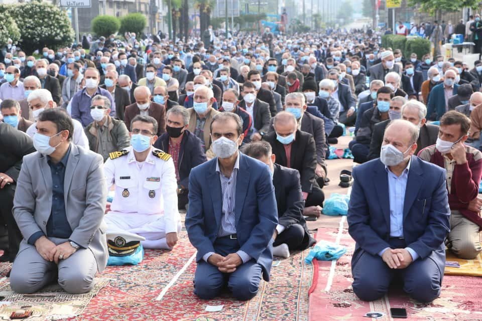 اقامه نماز عید سعید فطر در گیلان + عکس