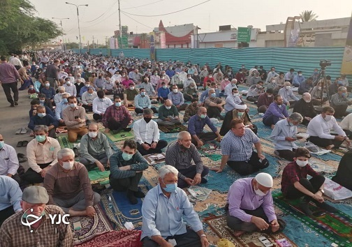 خوزستانی&zwnj;ها نماز عید فطر را به جماعت اقامه کردند