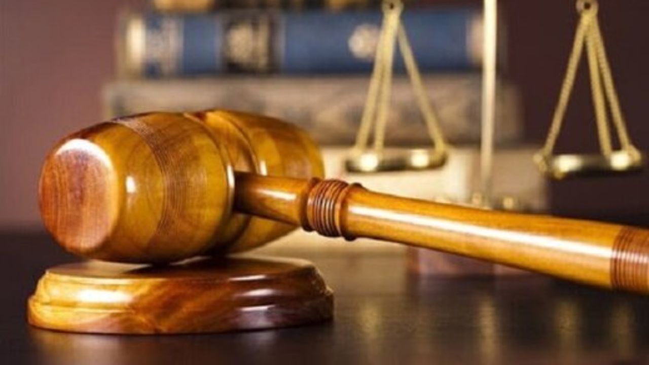 انتشار و انتساب تصاویر و یافیلم غیراخلاقی به افراد جرم است