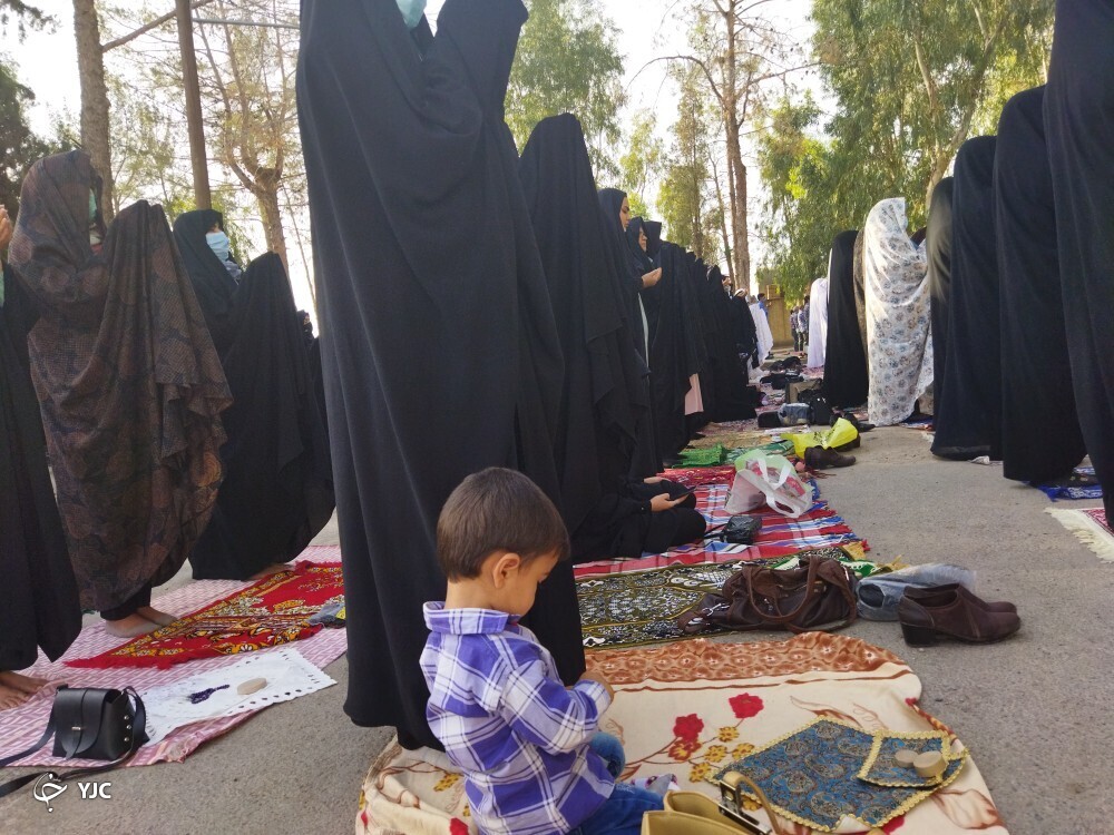 نماز عیدفطر در راور 
