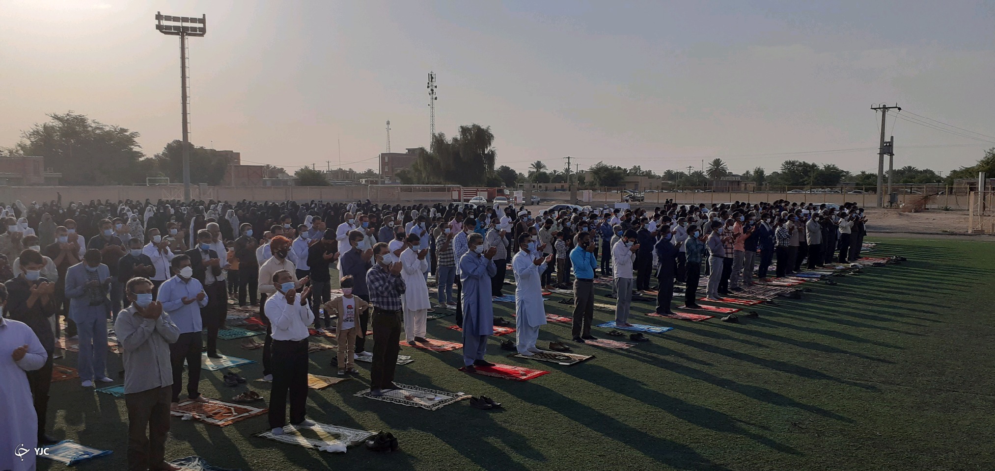 اقامه نماز عید فطر در رودبار جنوب 