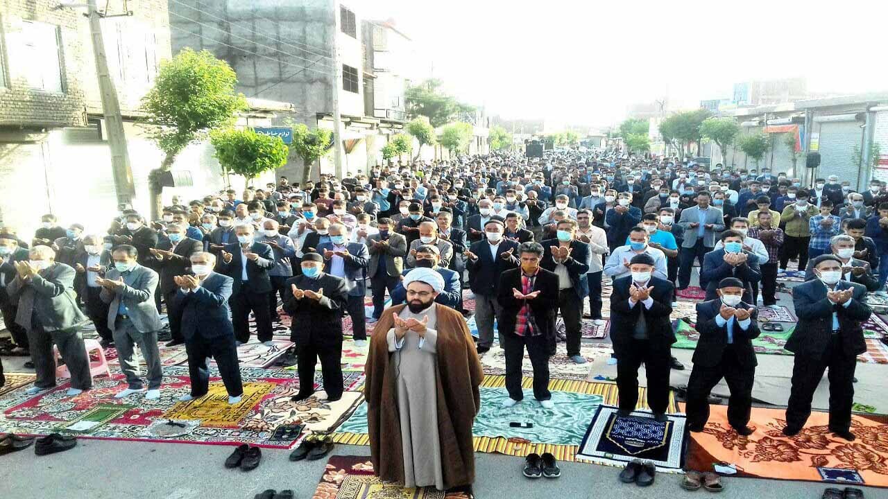 اقامه نماز عید سعید فطر در چهاربرج + فیلم و تصاویر