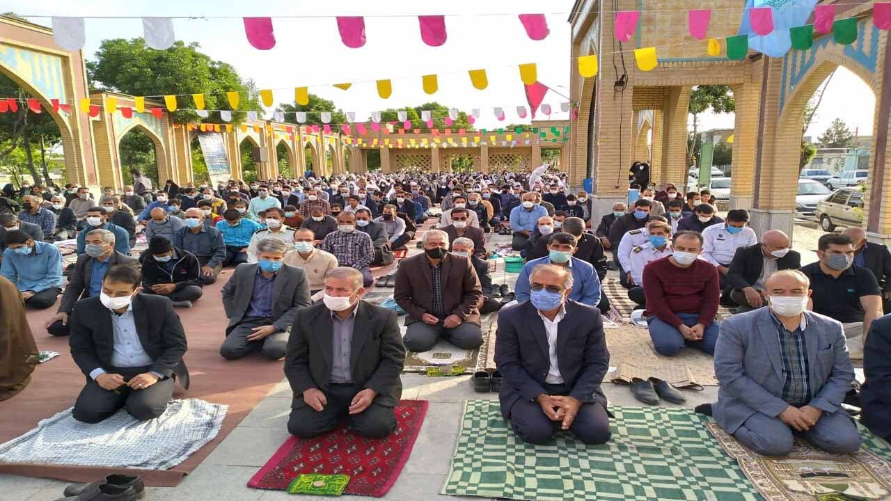 برپایی نماز باشکوه عید سعید فطر در صالح آباد + فیلم و تصاویر