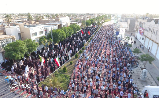 اقامه باشکوه نماز عید فطر در یزد