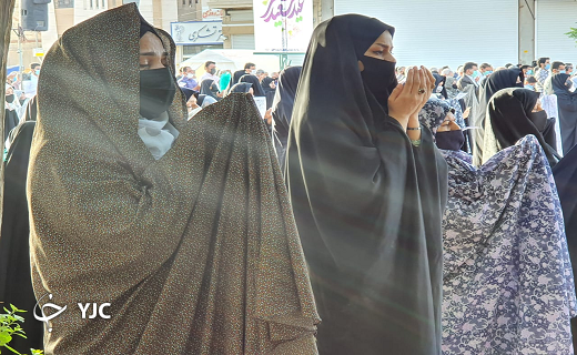 اقامه باشکوه نماز عید فطر در یزد