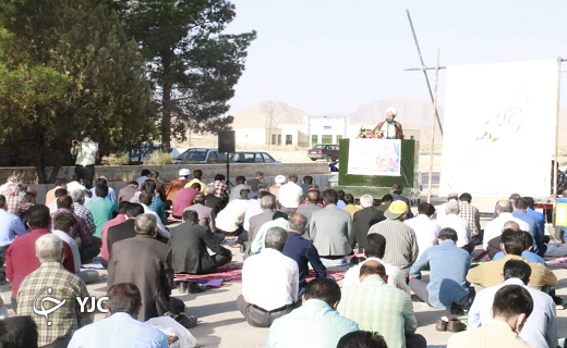 اقامه باشکوه نماز عید فطر در یزد