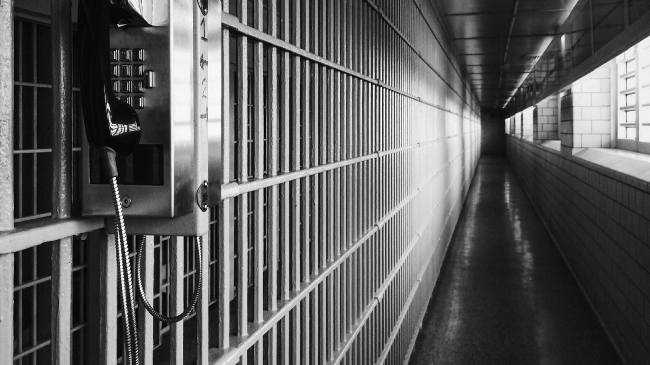 آزادی محسن لرستانی در هاله‌ای از ابهام/ موضع پلیس و دستگاه قضا چیست؟
