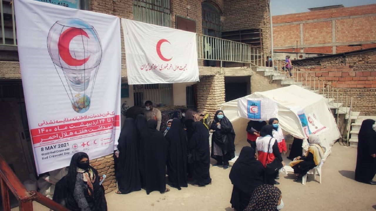 اعزام کاروان سلامت به یکی از مناطق کم برخوردار گرگان/توزیع ۲ هزار ماسک