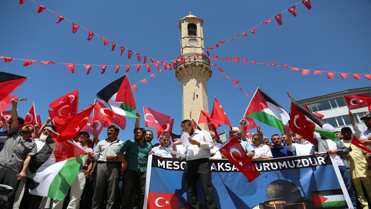 تجمع مردم آنکارا و داکا در دفاع از فلسطینیان