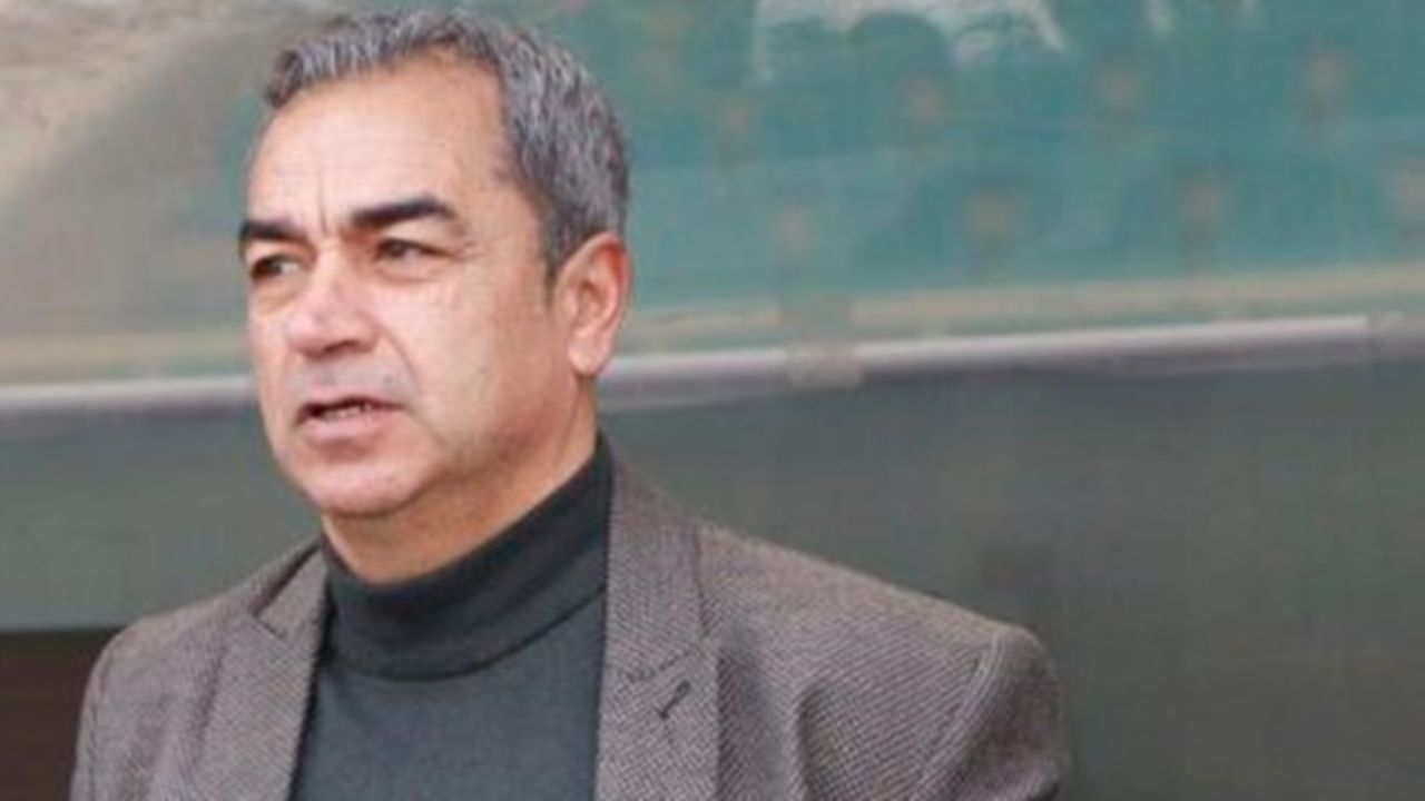 کلهر: دربی جذاب و پر تنش بود/ گل محمدی تفکرات خود را در زمین پیاده کرد
