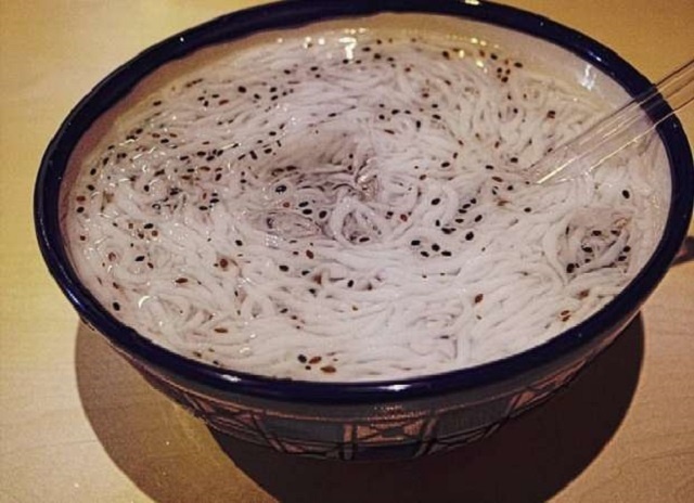 طرز تهیه ۲ نوع فالود اصل شیرازی و یزدی با رشته یا نشاسته در خانه