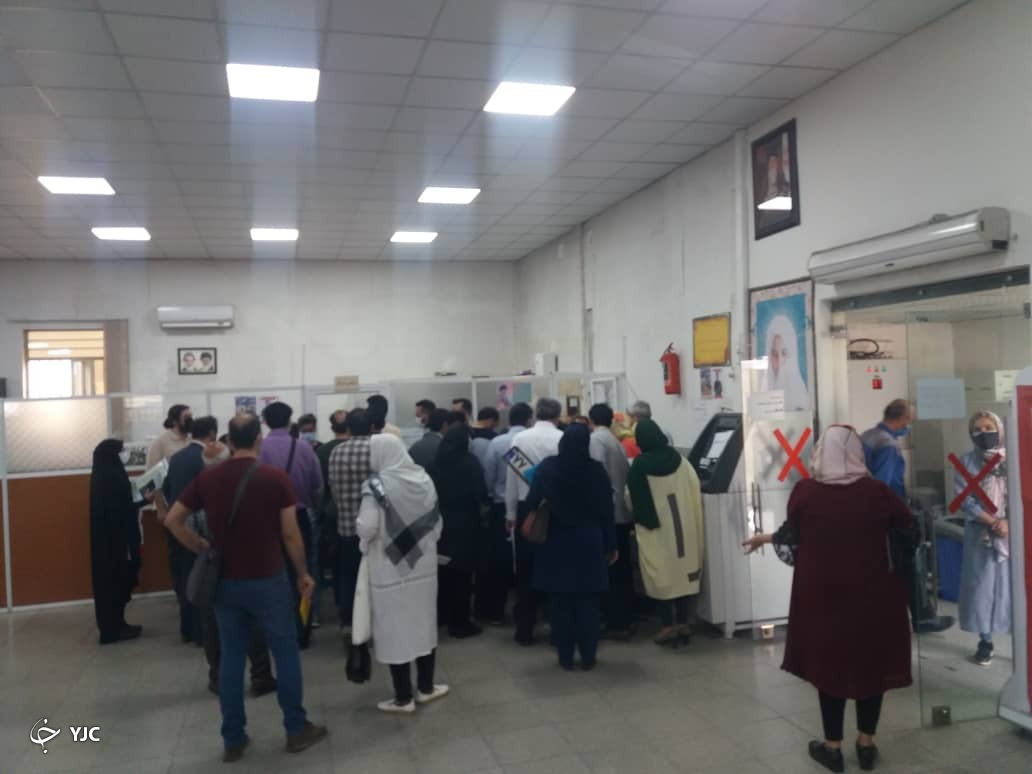 جولان ویروس کرونا در یک مرکز تعویض پلاک تهران + تصاویر