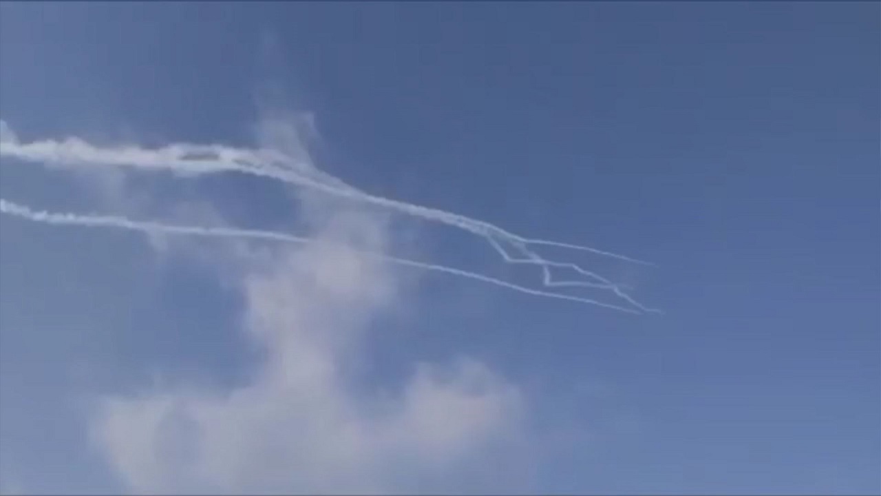 شلیک بیش از ۲۵۰۰ موشک فقط در ۵ روز / ناتوانی گنبد آهنین در دفع حملات فلسطینیان