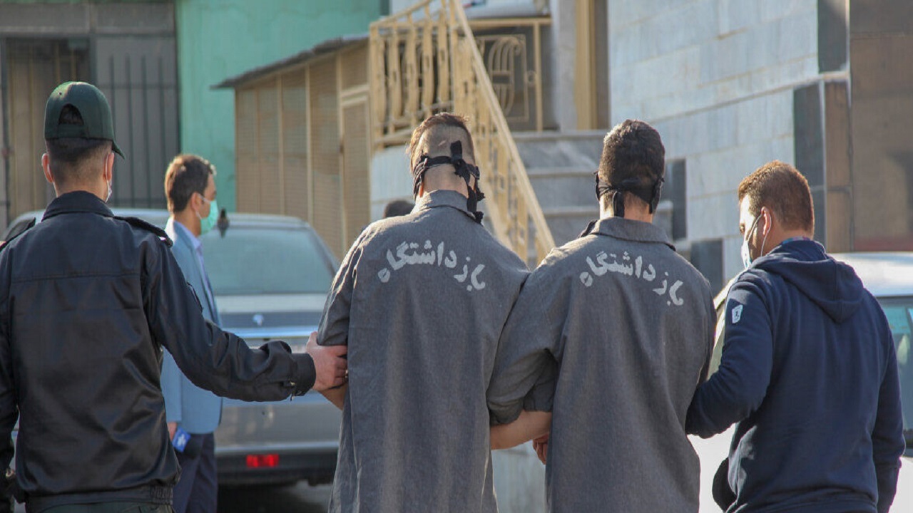 ۶ نفر به جرم فساد مالی در شاهین‌دژ دستگیر شدند