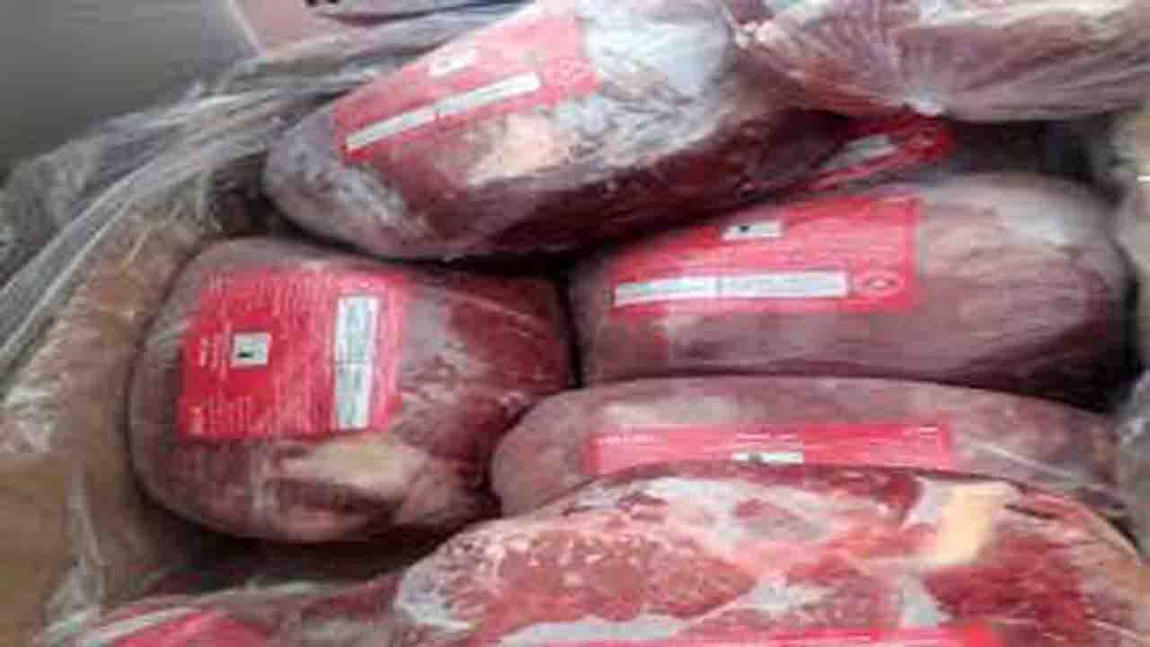 کشف ۱۵۰۰ کیلوگرم گوشت قاچاق در ساری