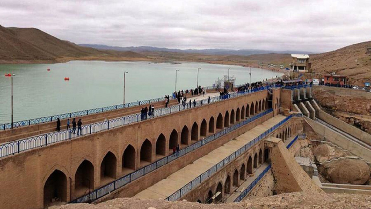 فقط آب می تواند خاطره تاریخی فریمان را زنده کند/سیل رسوب پشت سد هزار ساله