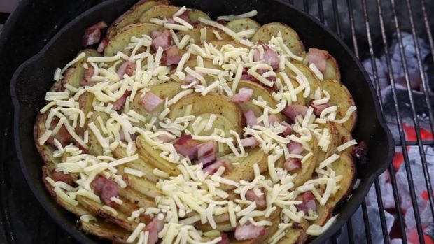 طرز تهیه یک غذای پیک نیکی خوشمزه با سیب زمینی