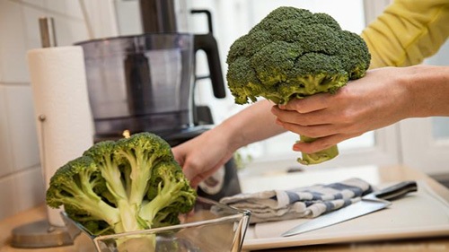 ۱۲ خوراکی&zwnj;های مجزه&zwnj;آسا برای دور زدن سرطان