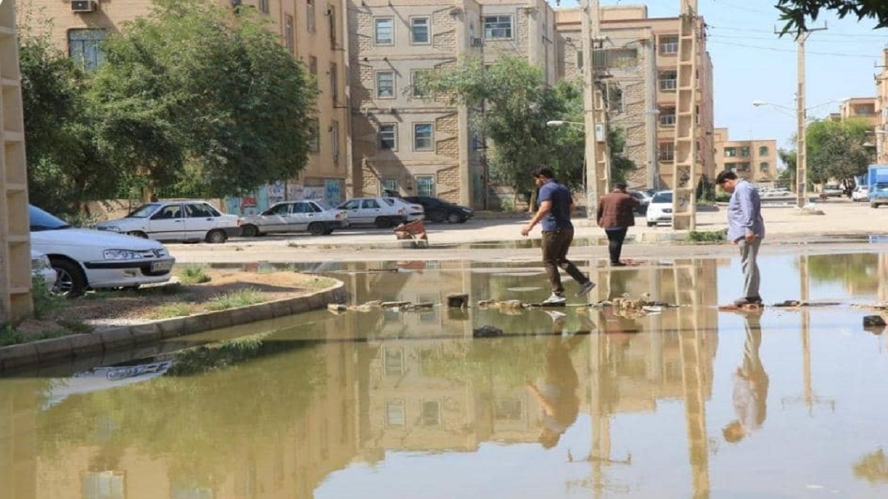 معضل تکراری فرسودگی خطوط شبکه فاضلاب در آبادان چه زمانی رفع  می شود؟