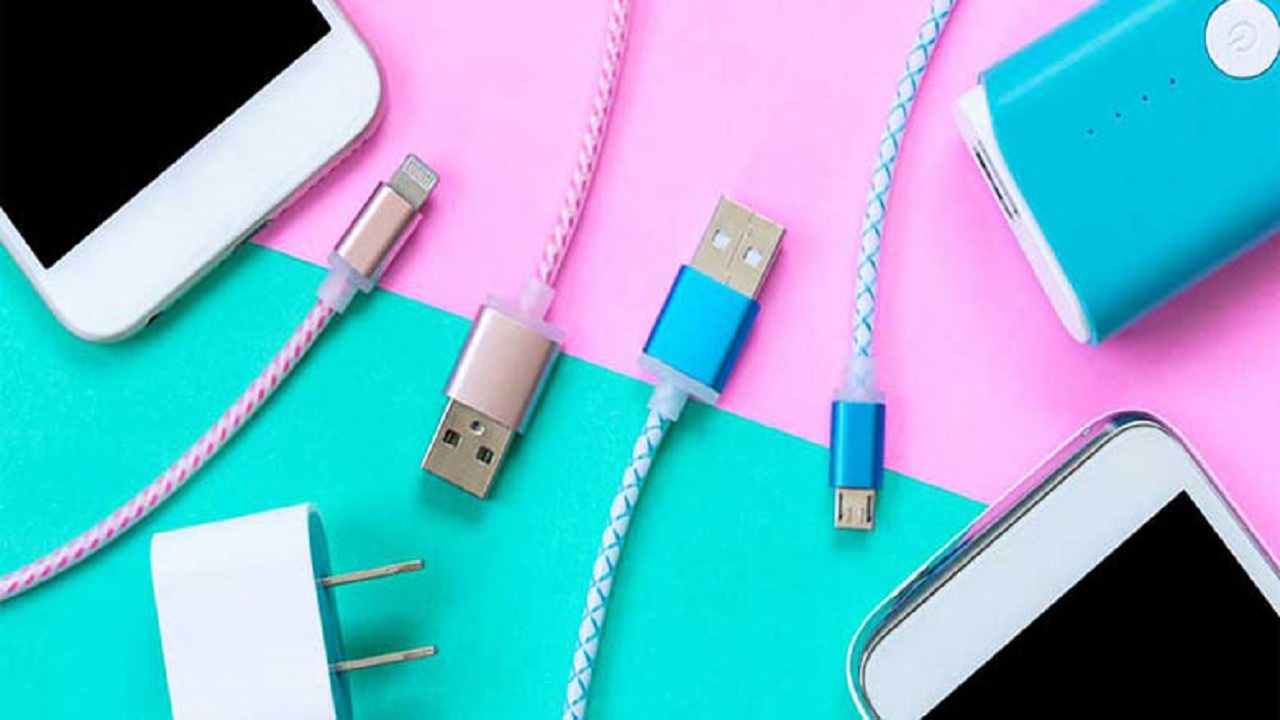 ترفندی کاربردی برای جلوگیری از گره خوردن کابل‌ها + فیلم