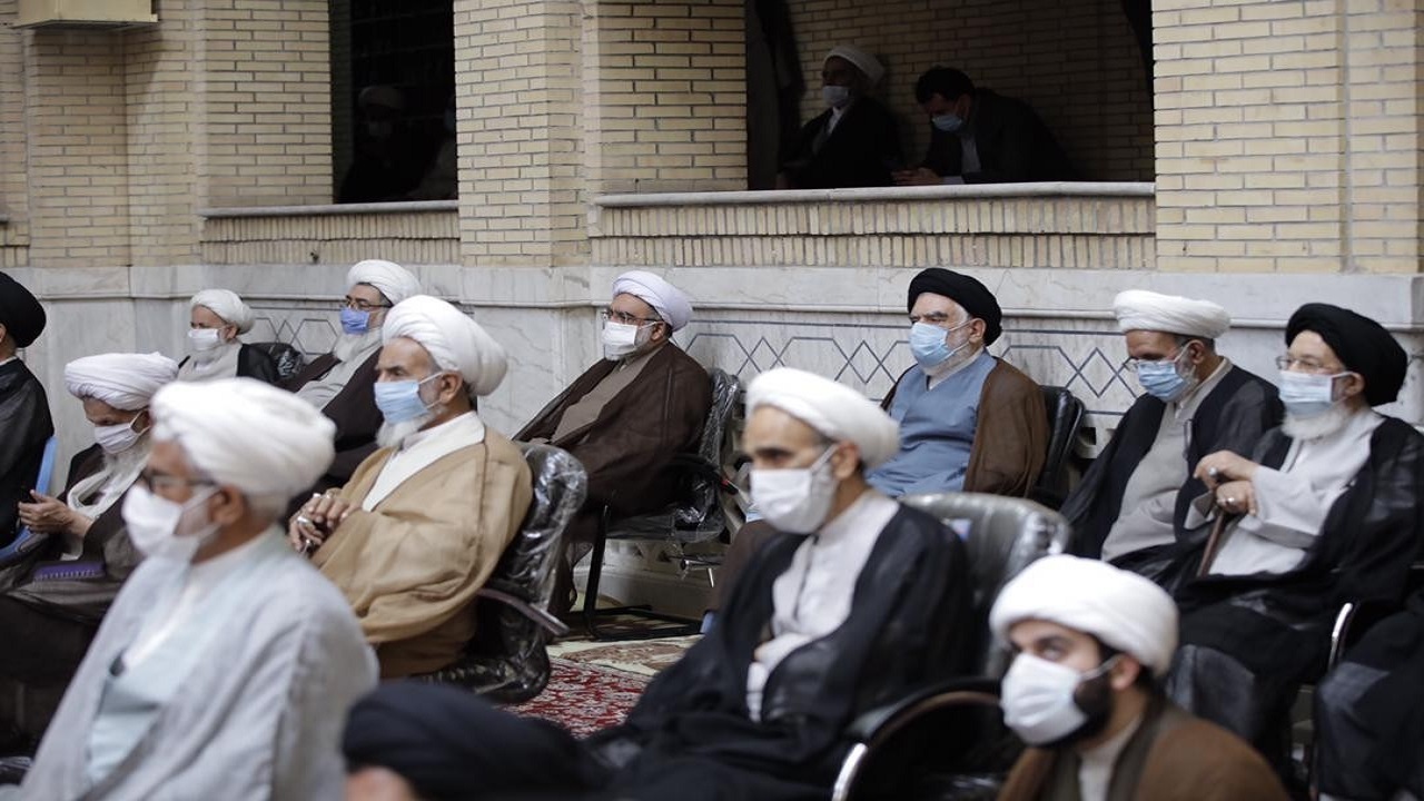 تجمع روحانیون و طلاب حوزه علمیه خراسان در محکومیت جنایات اسرائیل و حوادث تروریستی افغانستان
