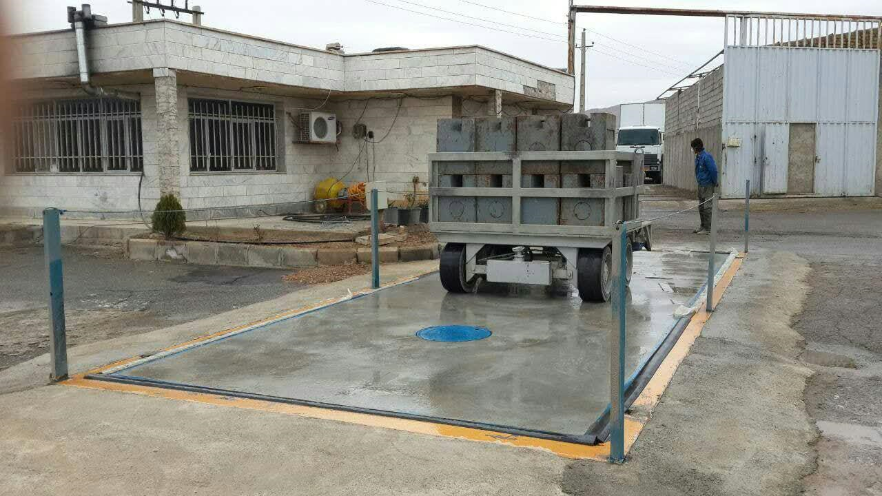 صحت عملکرد ۹۵ باسکول مراکز خرید گندم ایلام بررسی شد