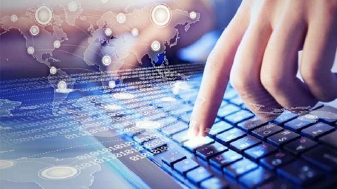 ۱۲۰ خدمت پرمراجعه ادارات قم الکترونیکی شد