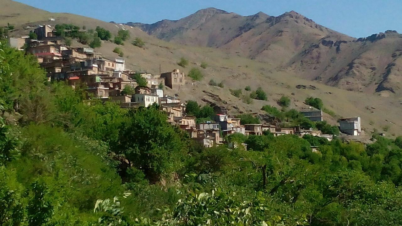 دیزباد، باسواد ترین روستای ایران!