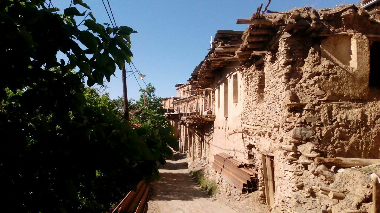 دیزباد، باسواد ترین روستای ایران!