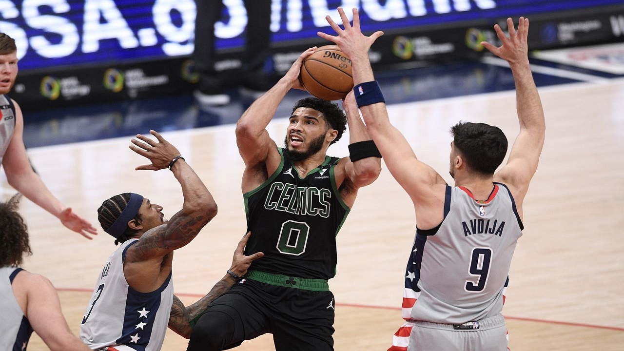 پلی‌آف لیگ بسکتبال NBA / طوفان ۵۰ امتیازی تاتوم در بازی اول/ پیروزی ایندیانا در شب دابل‌ها