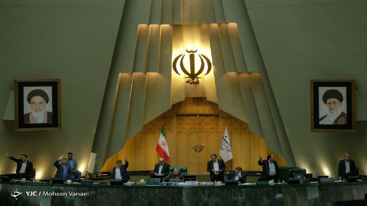 موافقت مجلس با ارسال گزارش عملکرد استانداری خوزستان به قوه قضائیه
