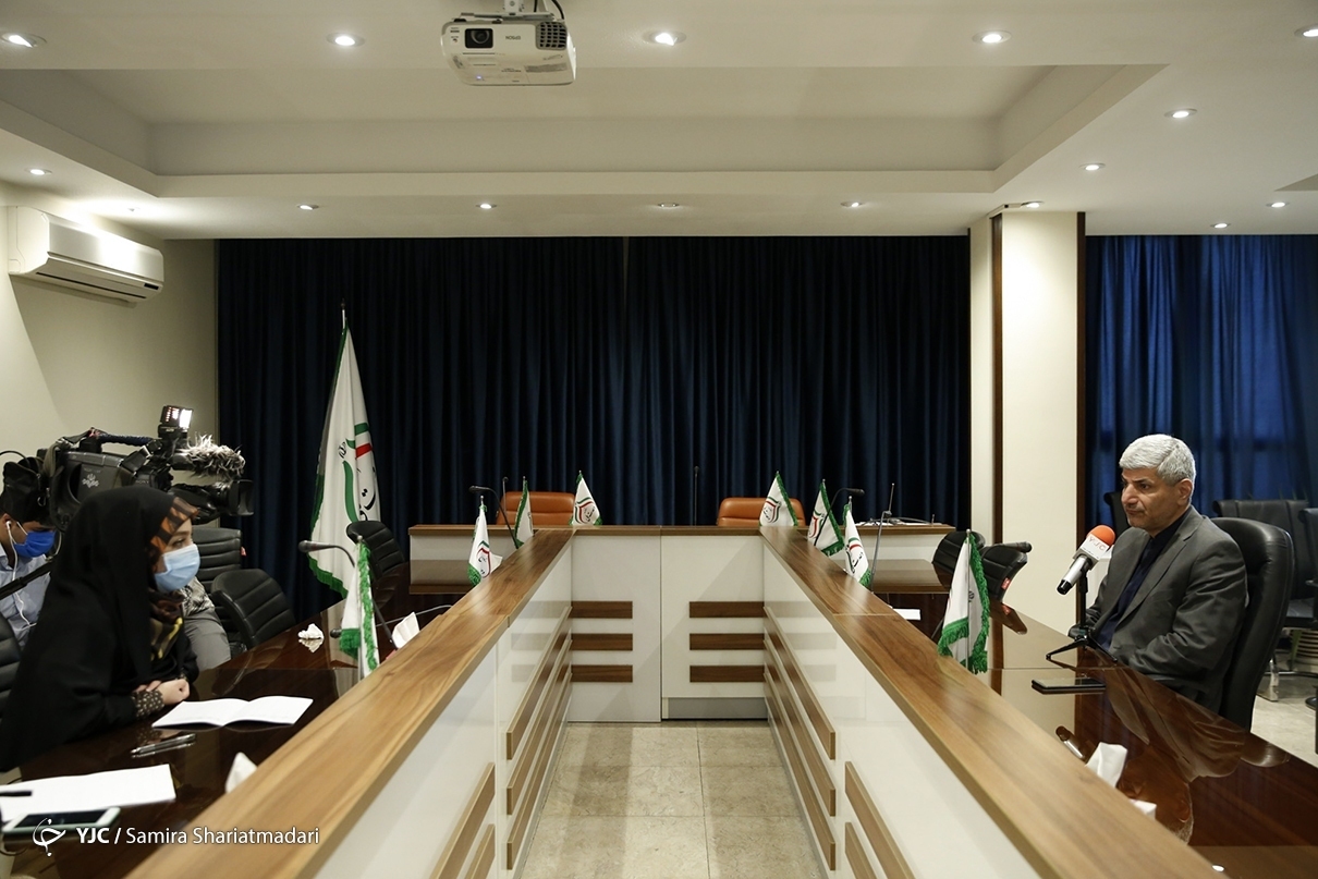 مهمانپرست: هیچ ارتباطی با احمدینژاد ندارم/ تعداد کارکنان صداوسیما ۱۰ برابر وزارت خارجه است/ قرار نیست به نفع کسی کنار برویم/ یارانه ۶۰۰هزار تومانی به هر ایرانی شدنی است مهمانپرست: هیچ ارتباطی با احمدینژاد ندارم/ تعداد کارکنان صداوسیما ۱۰ برابر وزارت خارجه است/ قرار نیست به نفع کسی کنار برویم/ یارانه ۶۰۰هزار تومانی به هر ایرانی شدنی است
