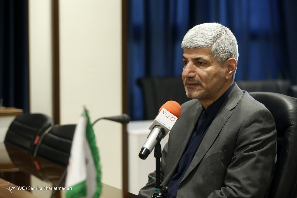 مهمانپرست: هیچ ارتباطی با احمدینژاد ندارم/ تعداد کارکنان صداوسیما ۱۰ برابر وزارت خارجه است/ قرار نیست به نفع کسی کنار برویم/ یارانه ۶۰۰هزار تومانی به هر ایرانی شدنی است مهمانپرست: هیچ ارتباطی با احمدینژاد ندارم/ تعداد کارکنان صداوسیما ۱۰ برابر وزارت خارجه است/ قرار نیست به نفع کسی کنار برویم/ یارانه ۶۰۰هزار تومانی به هر ایرانی شدنی است