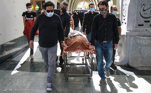 اشکان منصوری به زادگاهش بازگشت