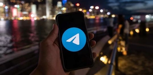حمله بنیانگذار تلگرام به اپل/ دارندگان آیفون برده دیجیتالی اند