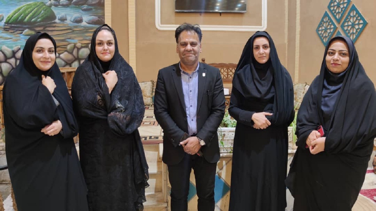 راه اندازی فوتبال بانوان در بافق