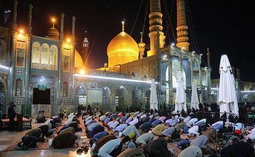 مراسم عزاداری تخریب قبور ائمه بقیع در حرم حضرت معصومه (س)+تصاویر