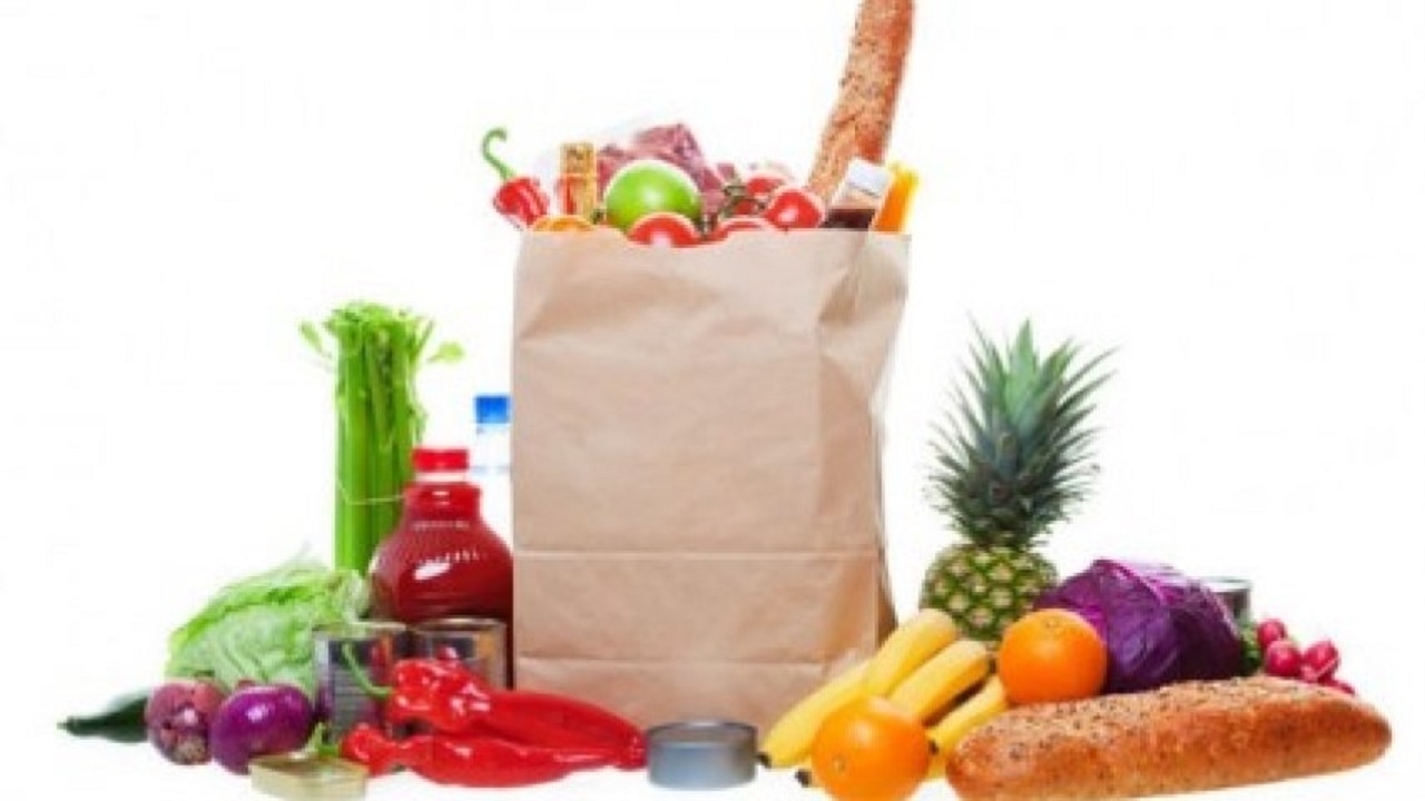 باید و نباید‌های شستشوی مواد غذایی/ این خوراکی‌ها نباید رنگ آب را ببینند!