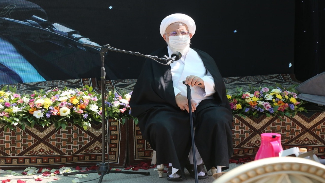 ارگان‌ها زمینه‌ساز ارتکاب جامعه به گناه نباشند/ دین اسلام مروج نشاط و شادابی