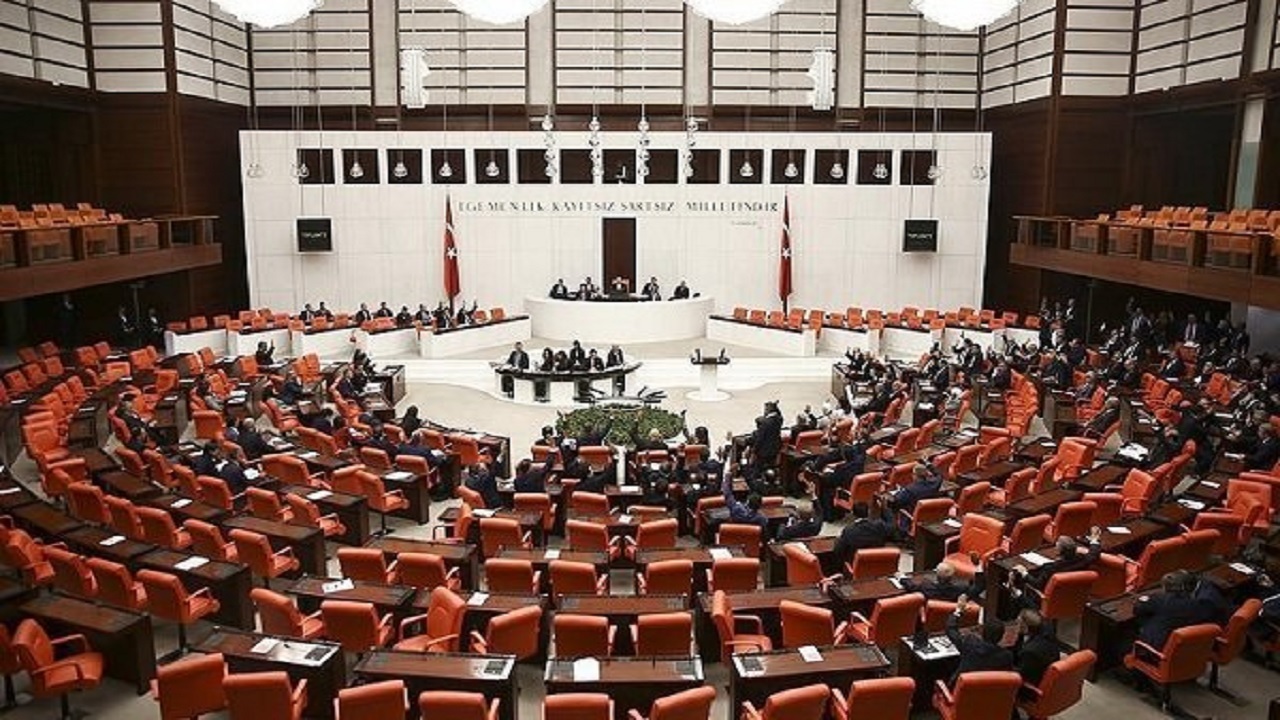 درخواست یکی از احزاب ترکیه برای لغو توافق نامه‌ها با رژیم صهیونیستی