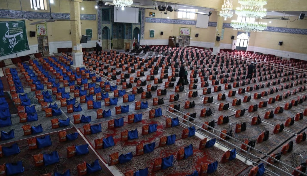 سفره پر نعمت خدمت جهادی آستان قدس رضوی 