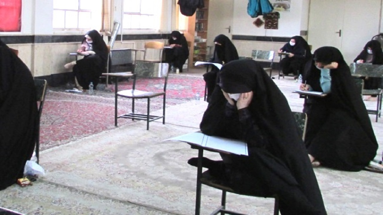 برگزاری آزمون سراسری ارزیابی حافظان قرآن در سمنان و شاهرود