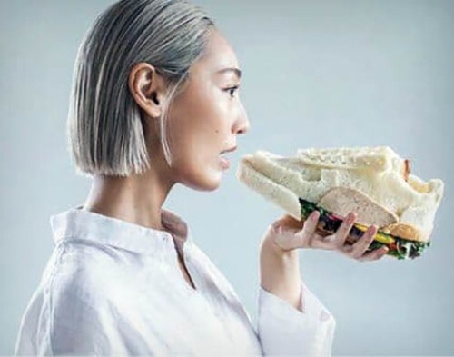نان تست، بوم&zwnj; نقاشی زن سرشناس ژاپنی!