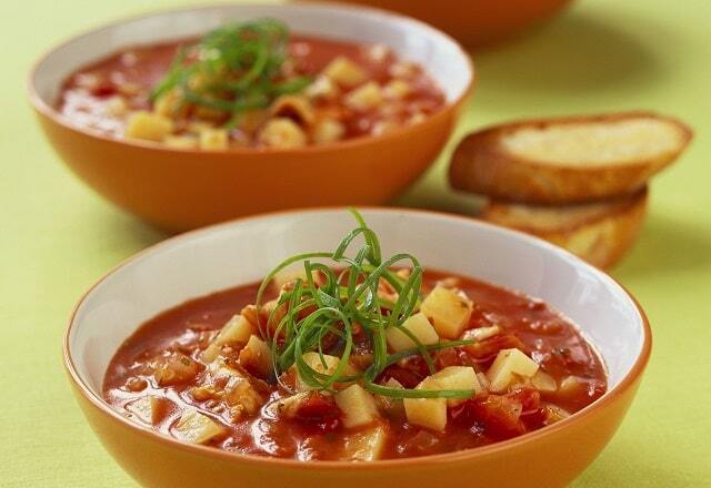 طرز تهیه سوپ سیب زمینی به ۳ روش مختلف؛ خوشمزه و انرژی بخش